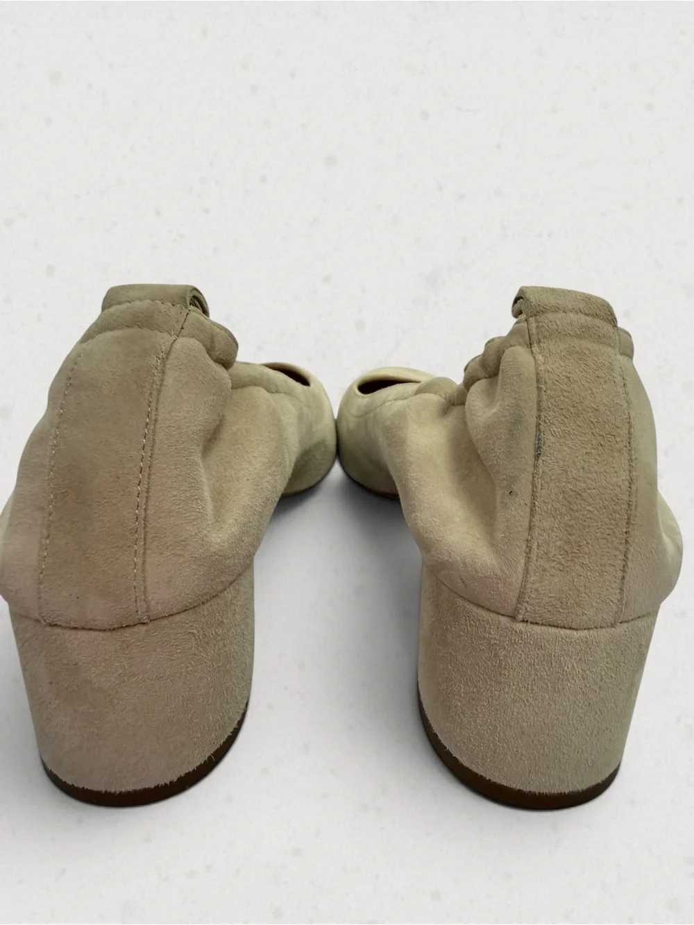 Everlane Cream Suede Block Heel Pumps Women’s Size 9 Made Italy - Picture 5 of 9